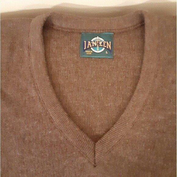 Men's Brown Jantzen V-Neck Sweater - Size L - Made in USA - Picture 5 of 5